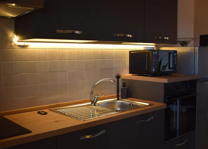 Domus Ale Poggio - With Private Parking * Roma